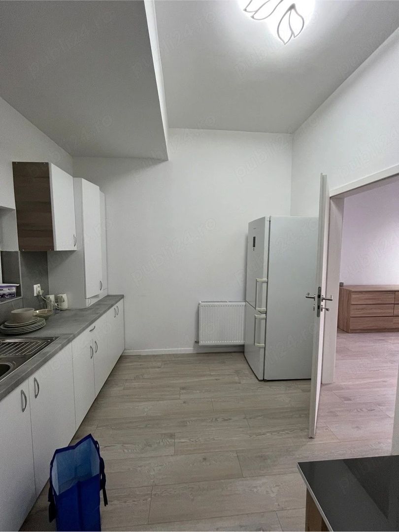 Apartament 1 camera, 2 locuri parcare, bucatarie separata, camera depozitare, balcon - Poză 8