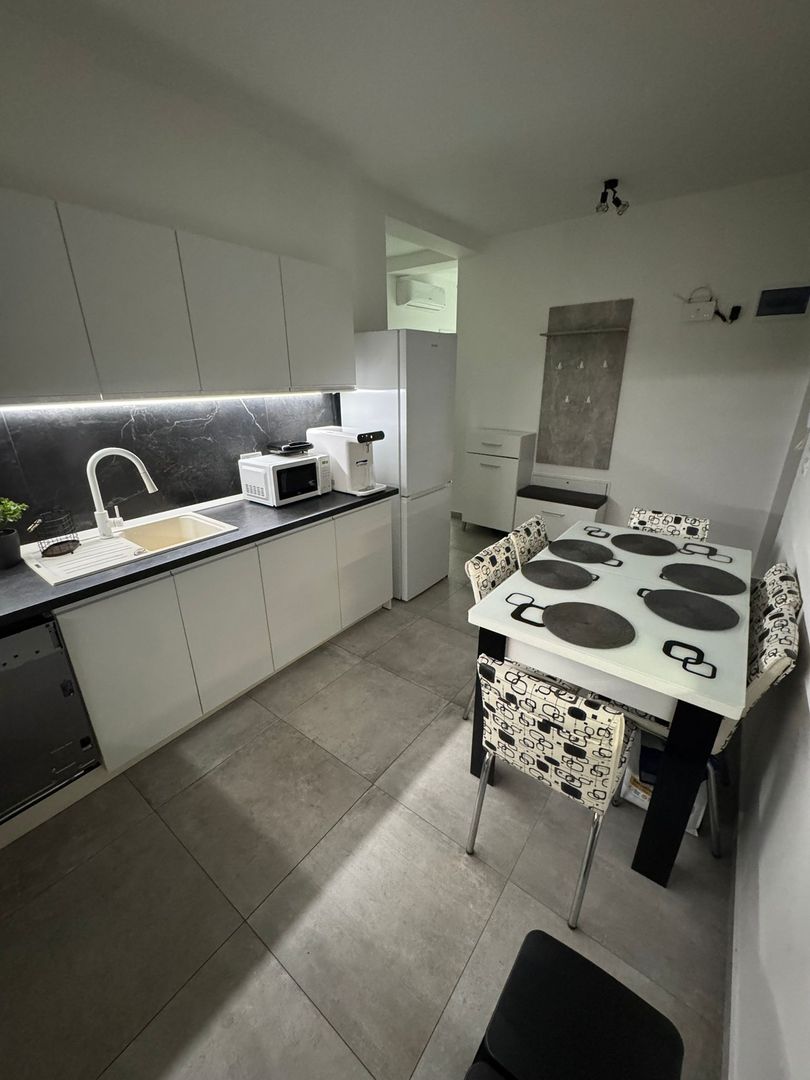 Giroc | 2 Camere | Etaj 1 | Mobilat si Utilat | Curte comuna | - Poză 4