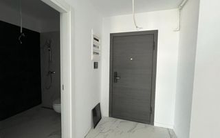 Stațiunea Mamaia - Garsoniera cu vedere la mare situată în Complex Casa Del Mar - Poză 5