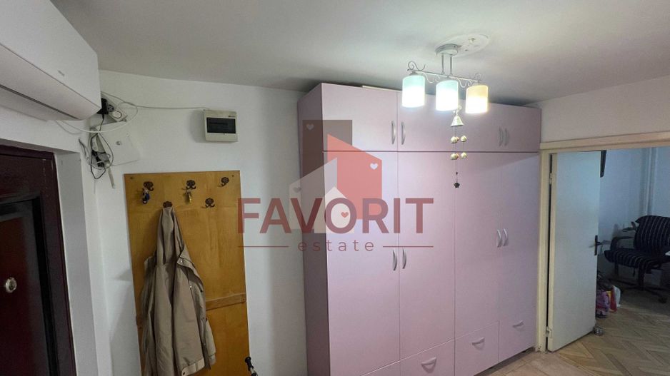 1 camera, decomandat | etaj 2 | centrala proprie | balcon | zona excelenta - Poză 2