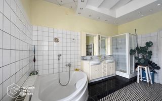 Vila individuala, 12 camere, teren 938 mp, cu piscina, zona Maria-Balcescu - Poză 8