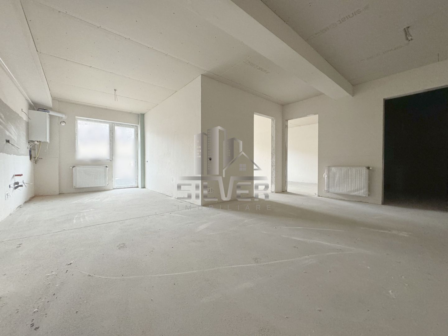 Apartament cu 3 camere+terasa de 13 mp! - Poză 1