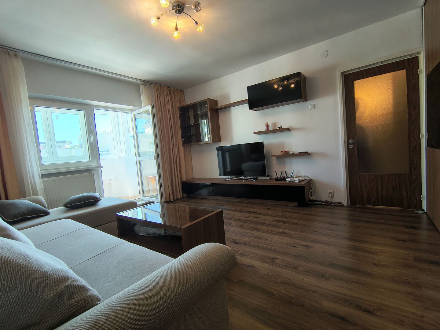 Comision 0,inchiriere garsoniera deosebita confort 1 str Radovanu , - Poză 5