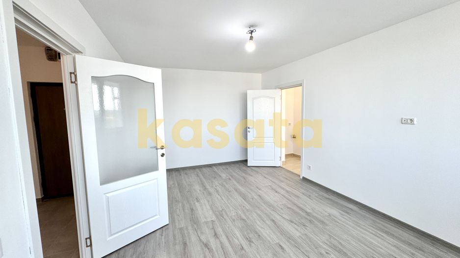 Mihalache de vanzare apartament 2 camere de vanzare proaspat renovat - Poză 2