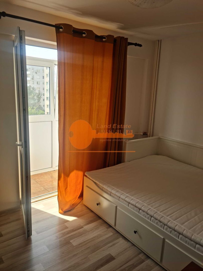 Vânzare Apartament 2 Camere Piața Victoriei - Poză 3