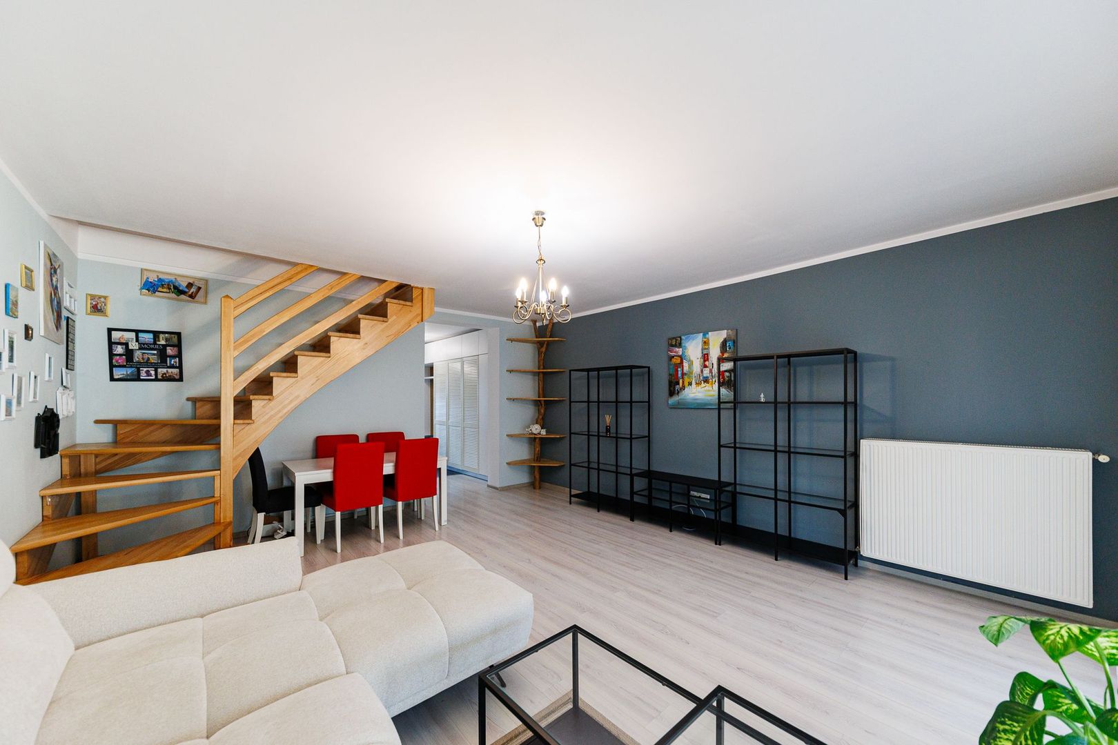 Casă primitoare și cochetă în Dumbrăvița – langa pădure și lac | Com 0 - Poză 13