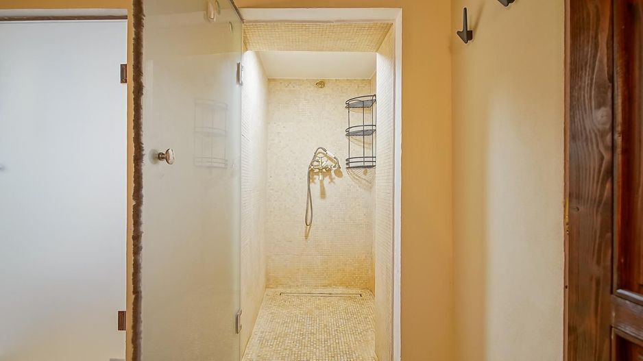 Casa de vanzare in centrul Brasovului - curte privata si pivnita - Poză 14