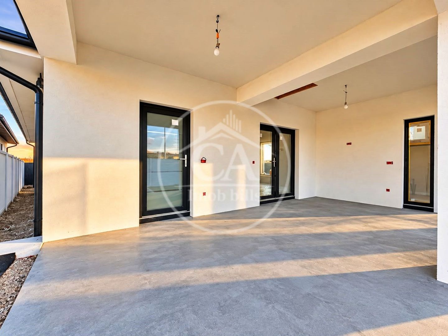 Casa de vanzare cu 4 camere in Santandrei, Bihor - Poză 3