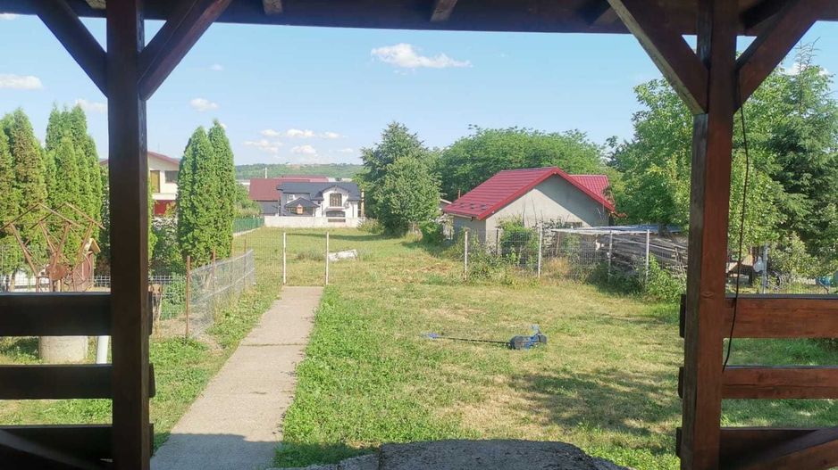 Vila cu  2500 m/p. in zona Expo-Mobila sau Mega-Image. - Poză 2