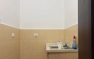 Apartament Versatil în Centru – Ideal Locuință sau Business - Poză 8