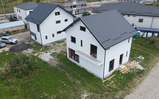 Casă individuală P+1+M Otopeni - Poză 8