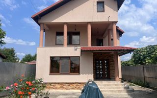 Casa de vânzare în Vulcana Pandele, la o distanță mica de oraș! - Poză 2