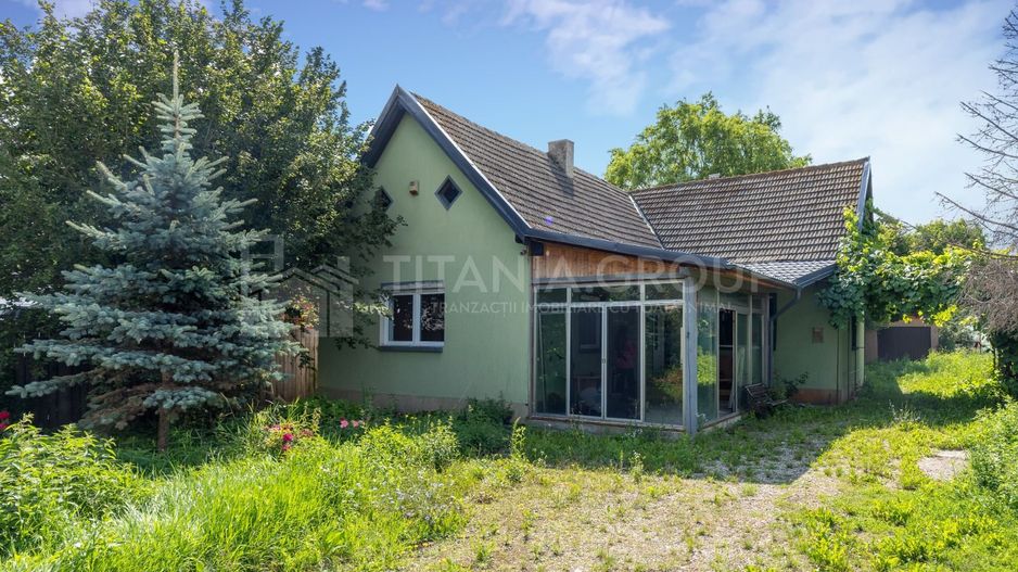 Casă cu teren 2.200 mp și deschidere la DN13 | Zonă mixtă | Brașov, Stupini - Poză 1