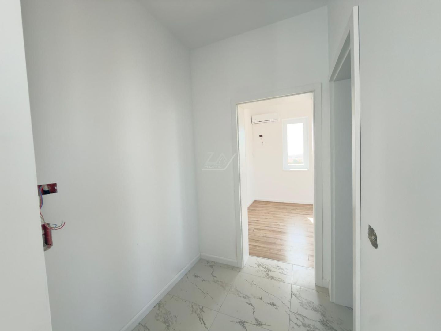 Proprietar vand apartament tip Penthouse. Bloc finalizat. Toate utilitatile. - Poză 10