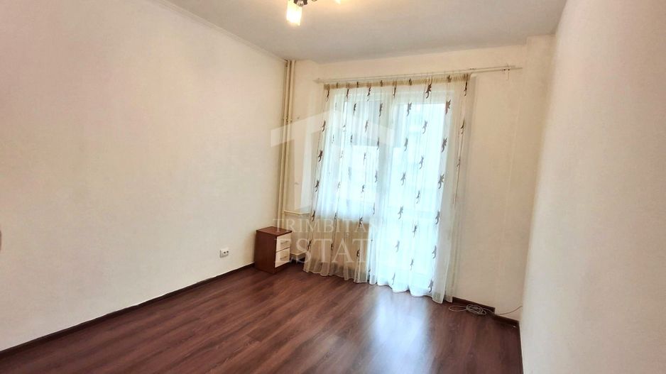 De Vanzare Apartament 2 Camere - Poză 2