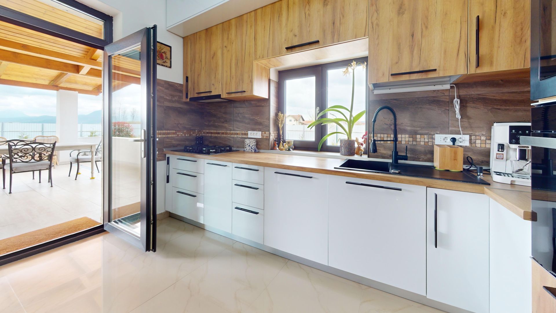 Casa individuala la 16 km de Brasov - Poză 6