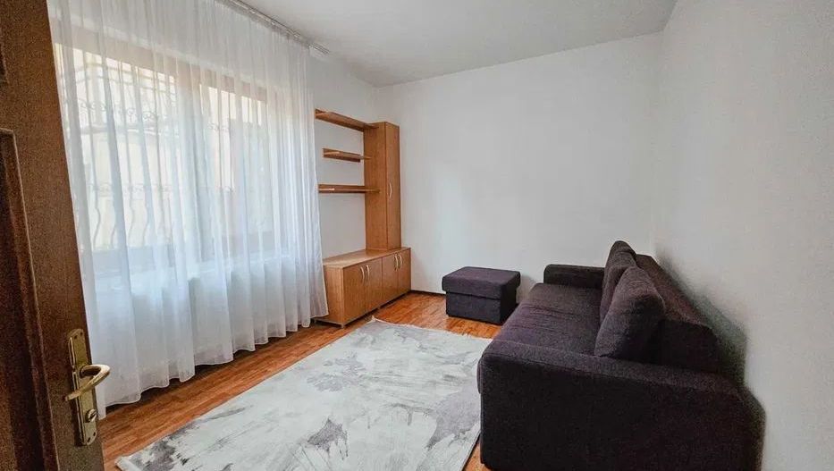 Apartament spatios Domenii - Poză 2