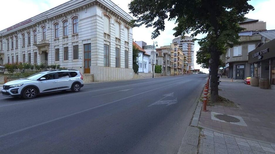 Centru - Bd Tomis 76, apartament cu 2 camere plus garsoniera separata! - Poză 40