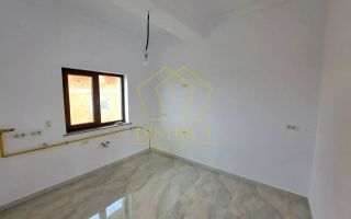 Duplex cu 5 camere, bucatarie inchisa, la cheie | Giarmata Mare - Poză 4