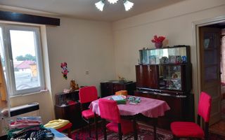 Ag EUROPA vinde ap 2 camere ULTRACENTRAL etajul 3. - Poză 1