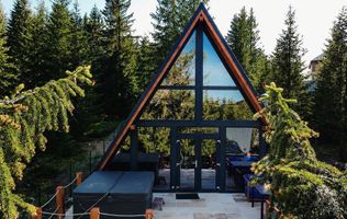 Cabana A Frame superba - zona Buscat