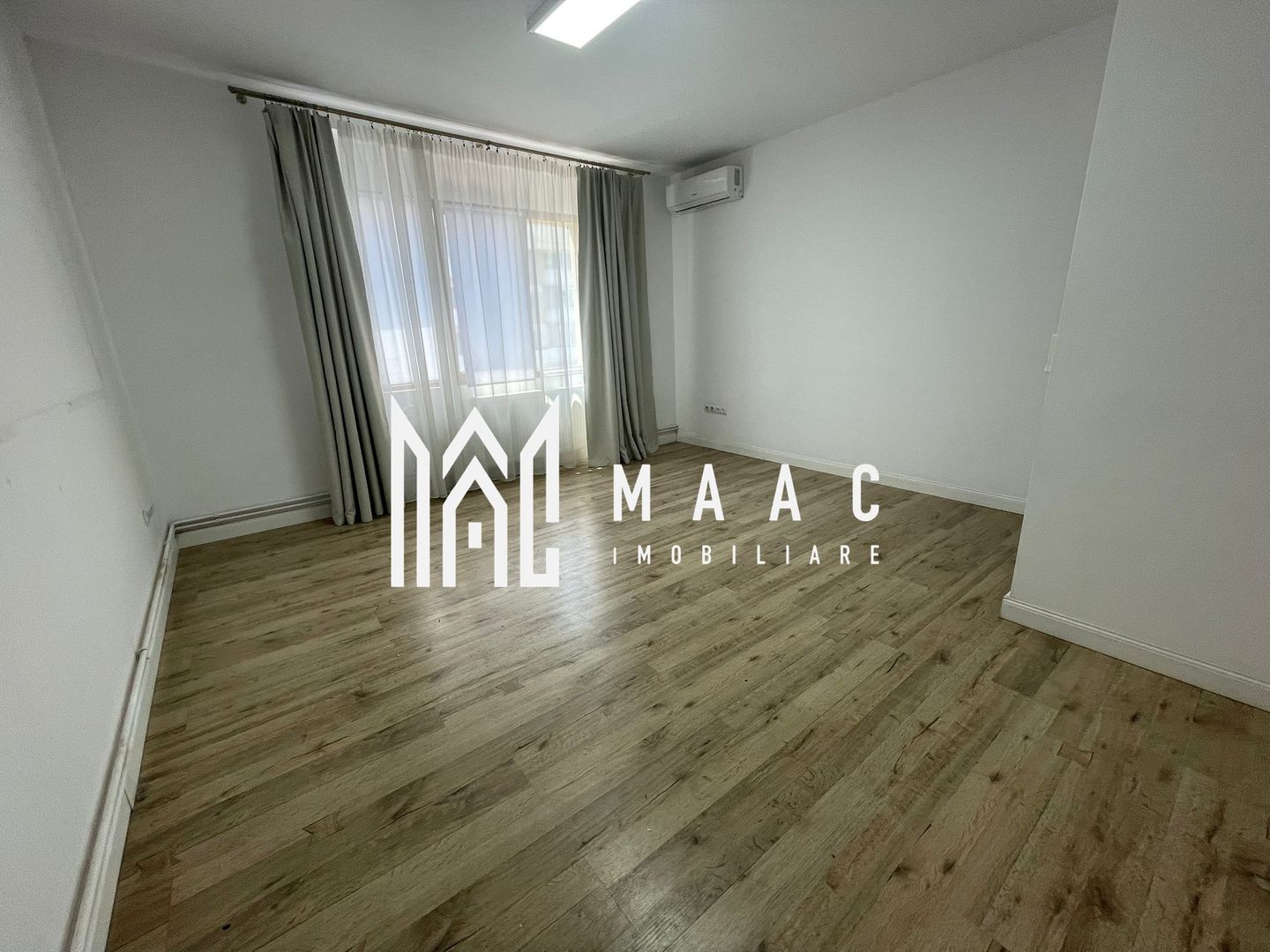 Spatiu birouri I 3 camere I Zona Bulevardul Victoria - Poză 9