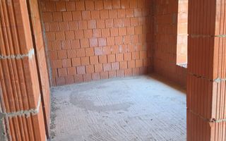 Casă la roșu în localitatea Cheriu - Poză 6