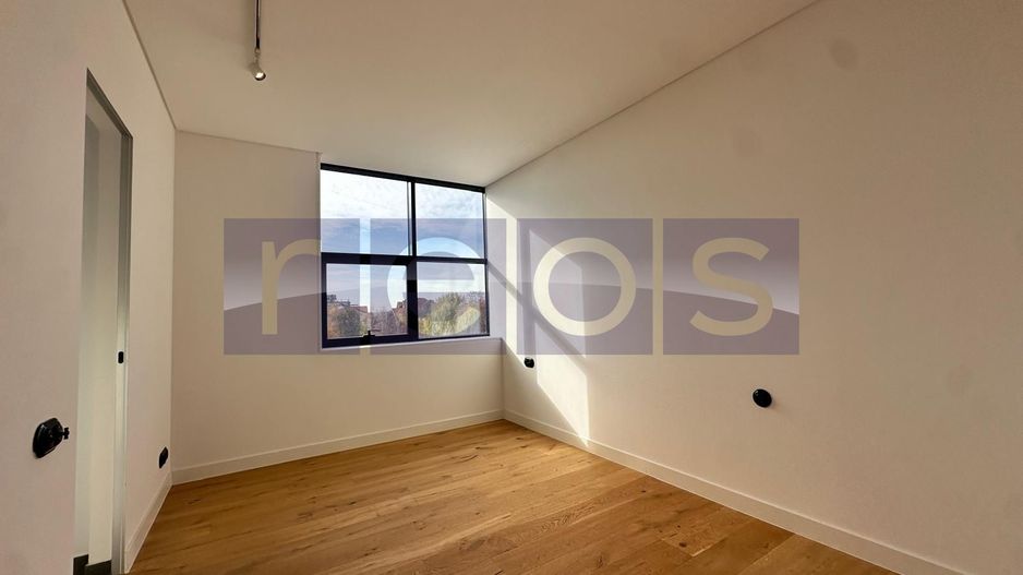 DE VANZARE PENTHOUSE 200MP | 4 CAMERE | DESIGN DEOSEBIT | FINISAJE LUX - Poză 10