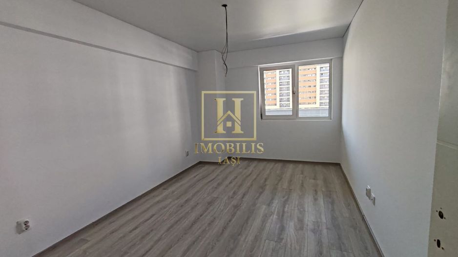 Apartament NOU 3 camere 89 mp Copou 145000 euro - Poză 3