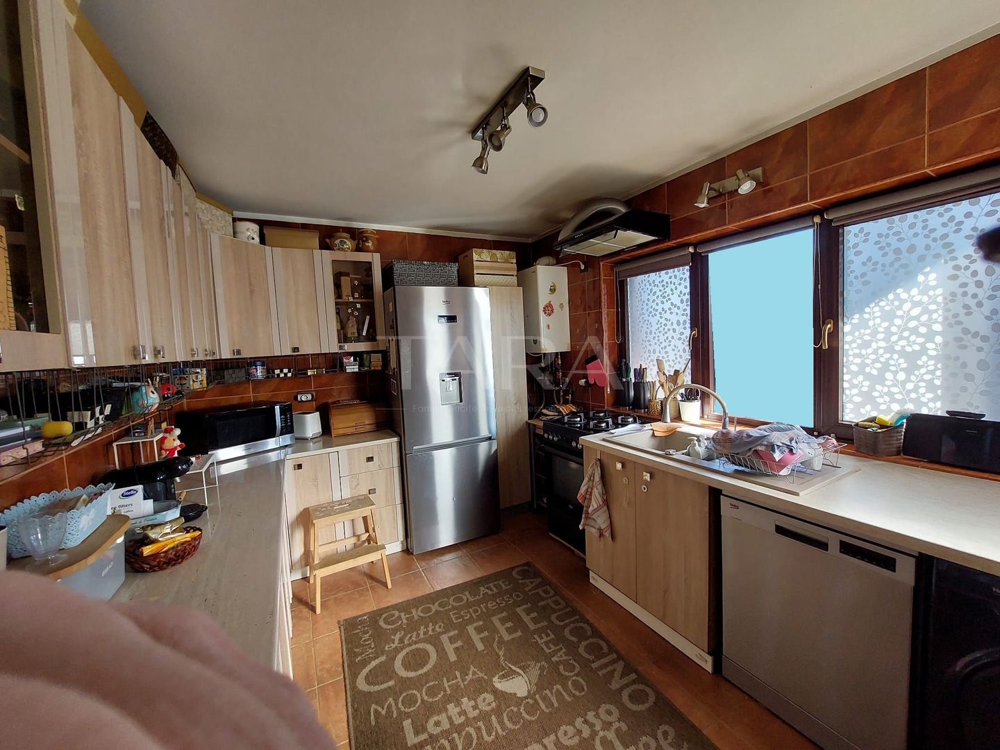 Casa visurilor tale în Florești, in aproprierea strazii Avram Iancu. - Poză 2