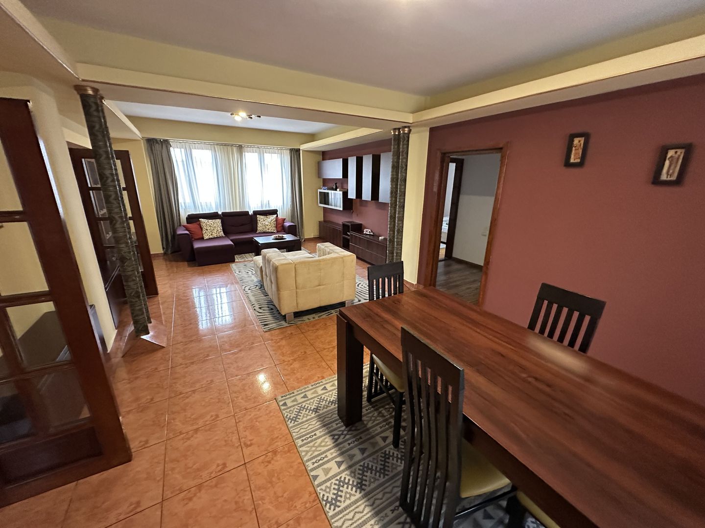 Apartament cu 3 camere în zona P-ta Unirii - Poză 16