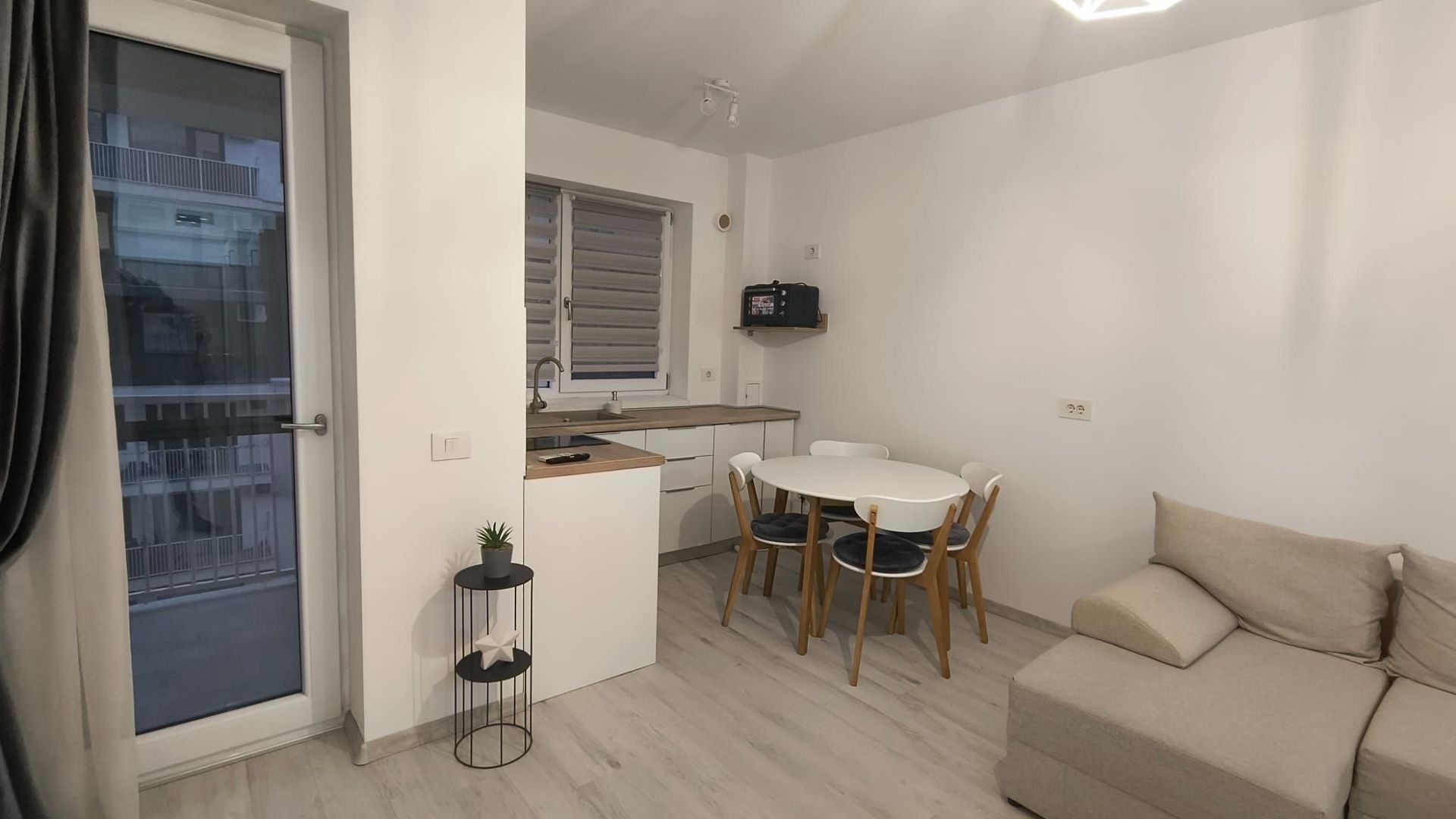 Chirie, 1 camera, Prima Onestilor, 300 E/luna - Poză 3