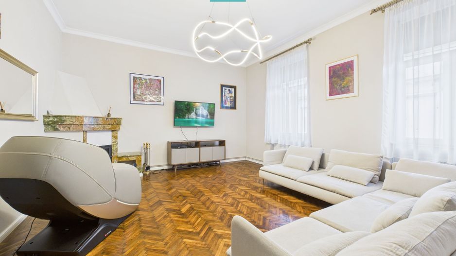 Apartament 3 camere, central. - Poză 2