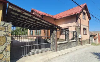Casa individuala 3 camere mobilata utilata Tarlungeni - Poză 19