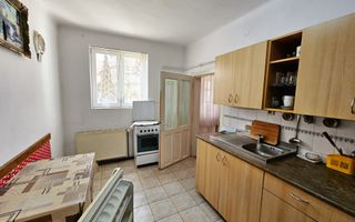 Casa 6 camere, garaj dublu, 1118 mp teren, ultracentral - Poză 10