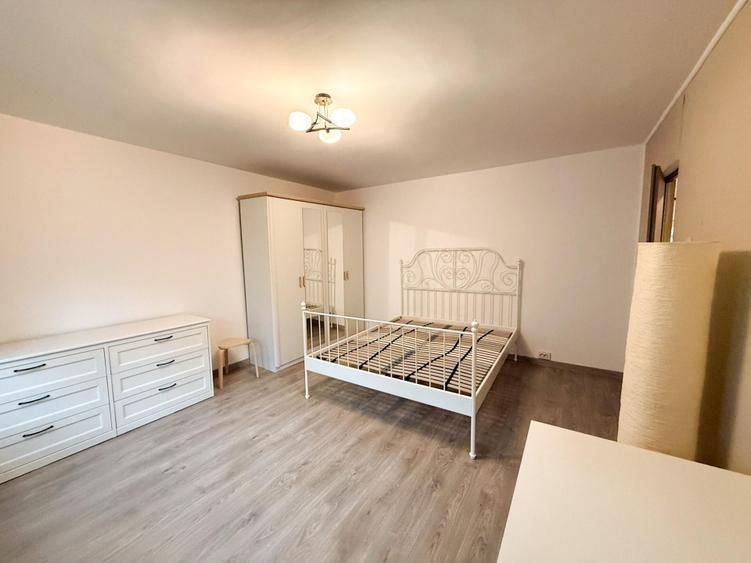 Apartament 3 camere | 64 mp | Zonă liniștită, excelent conectată - Poză 1