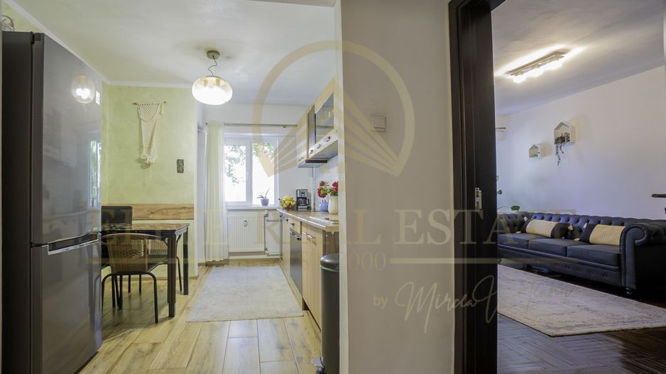 Capitol - Vânzare 3 camere,  etaj 1 , mobilat si utilat complet. - Poză 4