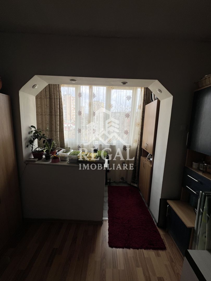 Apartament 3 camere decomandat – Micro 7 (vizavi Penny) - Poză 6