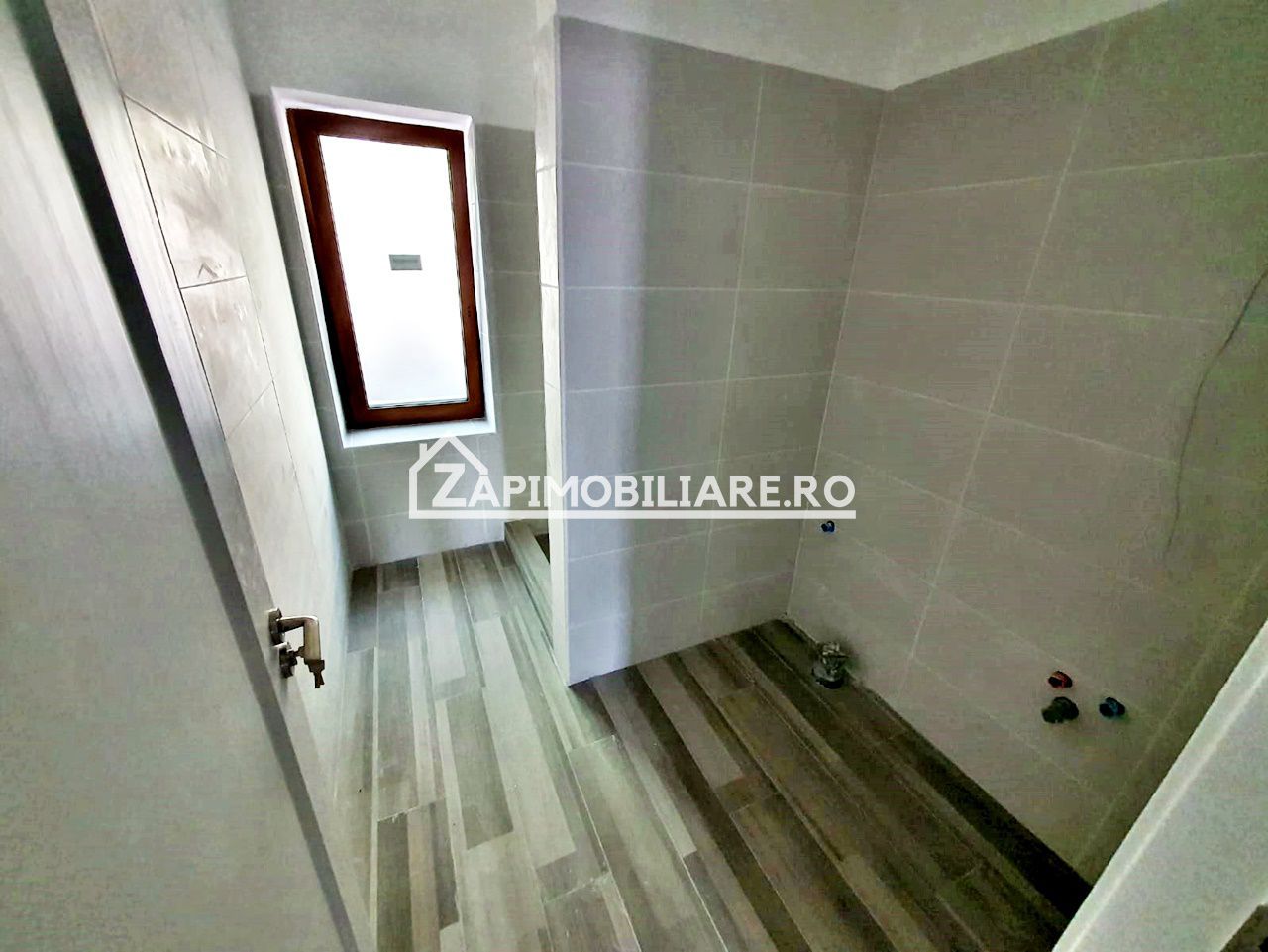 Casa premium 4 camere,2băi,120 mp, 550mp teren, - Poză 6