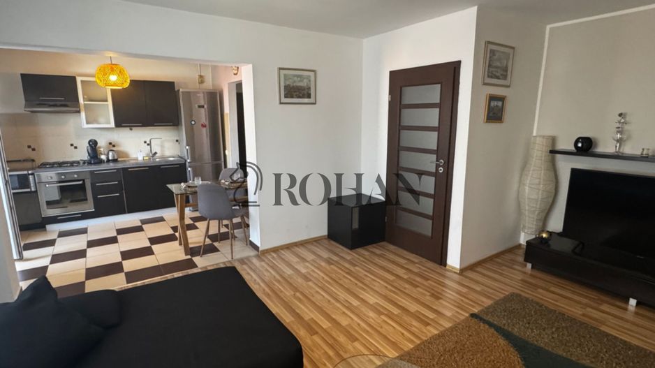 Apartament modern 2 camere - Centru Alba Iulia - Parcare - Balcon - Poză 3