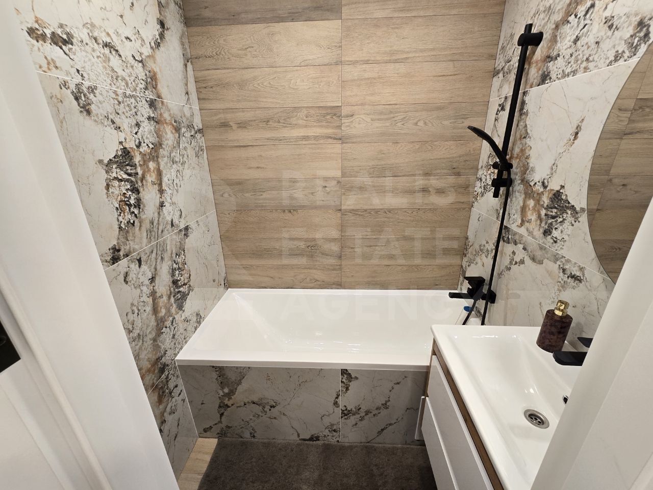 Apartment cu 2 camere Sadoveanu, Euroreparatie - Poză 11