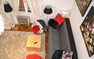 Studiou langa medicina cu scara interioara - Poză 19