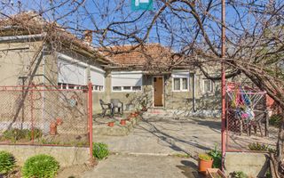 Casă cu 3 camere din văiugă în Macea - Poză 14