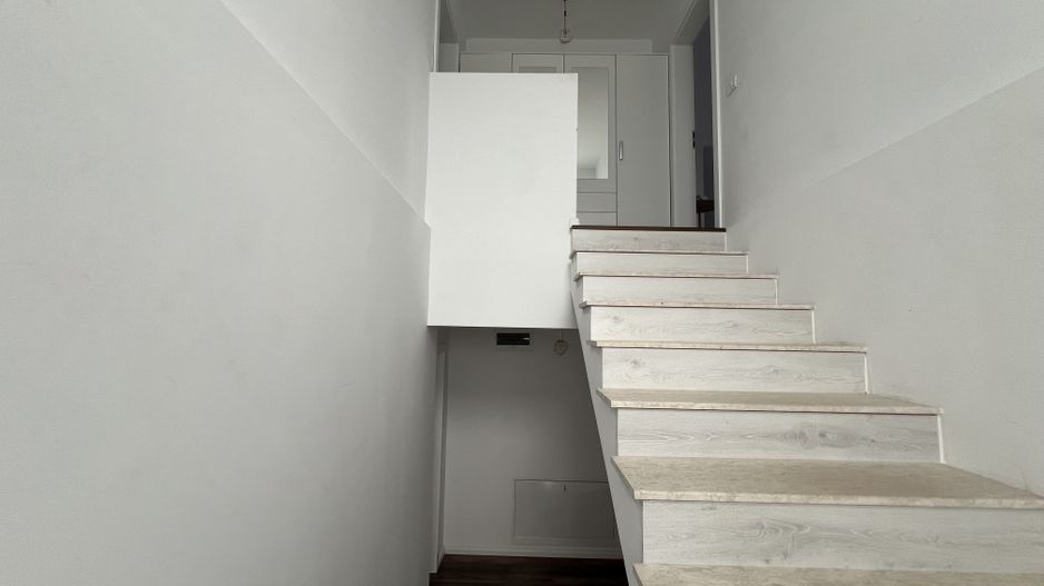 Vila lux cu curte - Mogosoaia (COMISION ZERO) - Poză 16