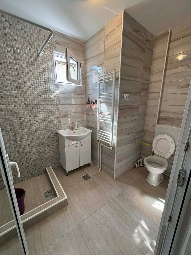 De închiriat – Casă cu 1 cameră – Strada Traian - Poză 5