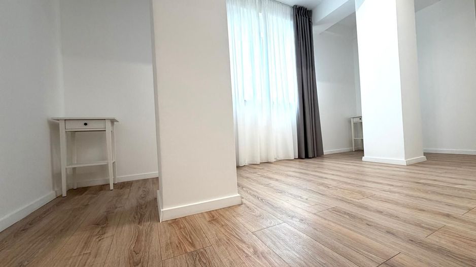 Stylish 3-Room Apartment for Rent in Iancu Nicolae - Poză 8