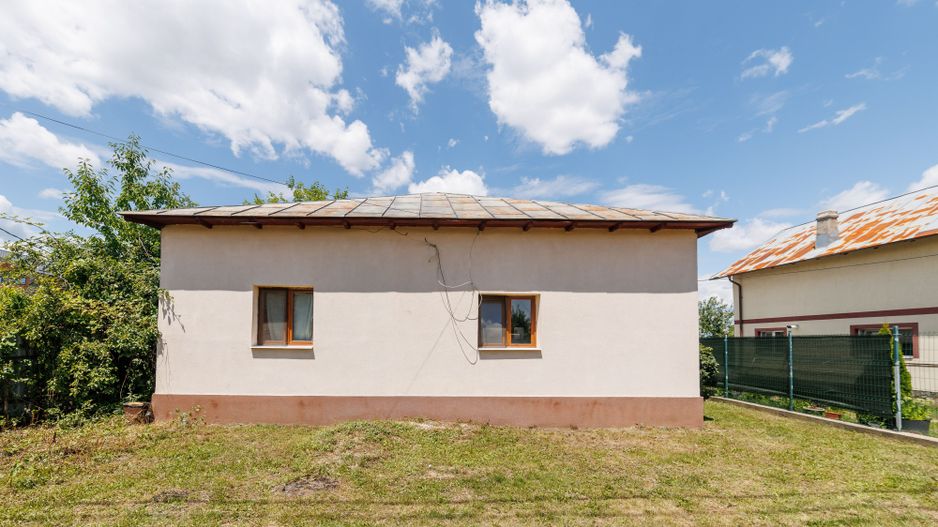 Casa cu teren - Prundu-Ideala pentru locuit sau dezvoltare imobiliara - Poză 5