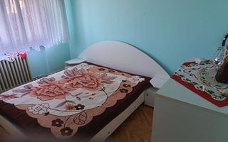 BRASADAS vinde ap 3 cam etaj 4. - Poză 3