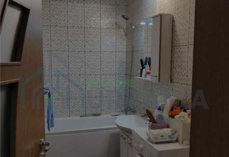 # Apartament de inchiriat 2 camere Nicolina - Poză 8