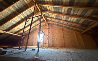 CASA TRIPLEX, TOATE UTILITATILE, INCALZIRE PARDOSEALA, COMISION 0% - Poză 8